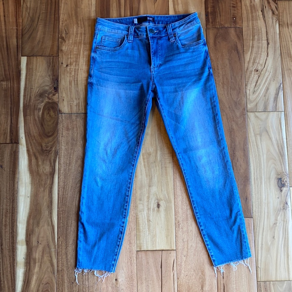 KUT from the Kloth Connie skinny crop size 2